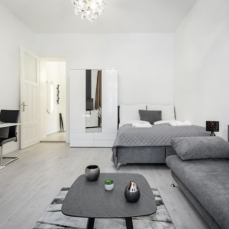 Dorsett Heights Apartment Будапеща Екстериор снимка