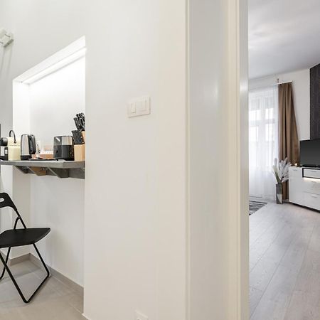 Dorsett Heights Apartment Будапеща Екстериор снимка