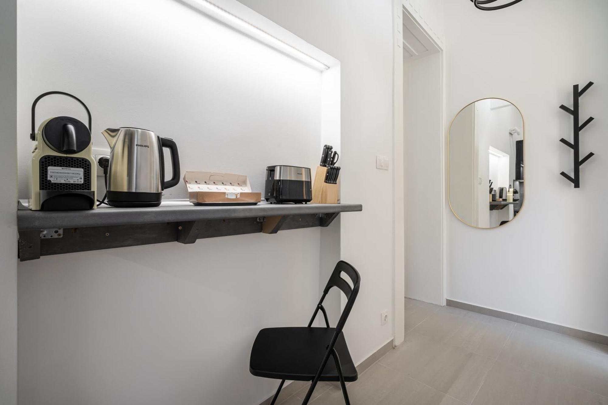 Dorsett Heights Apartment Будапеща Екстериор снимка